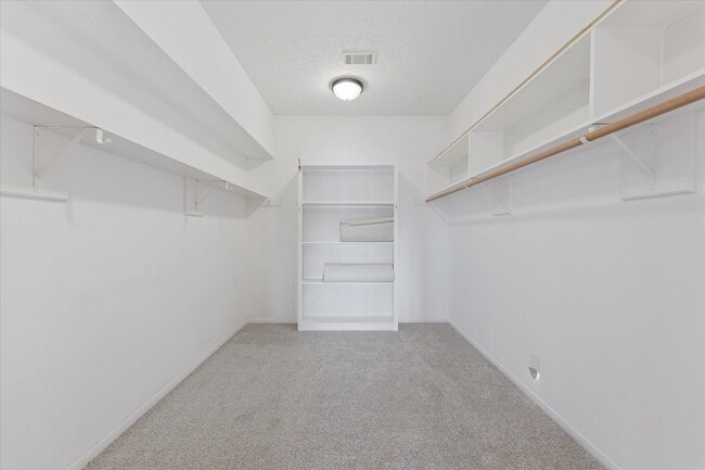 Building Photo - 225 Capetown Way