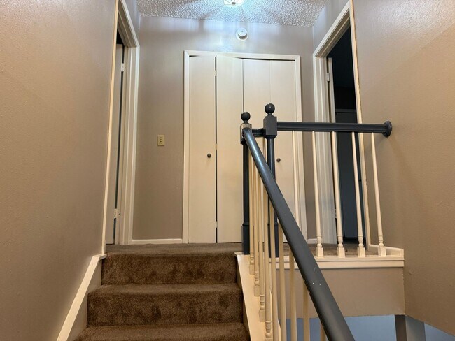 Building Photo - 11814 Song St