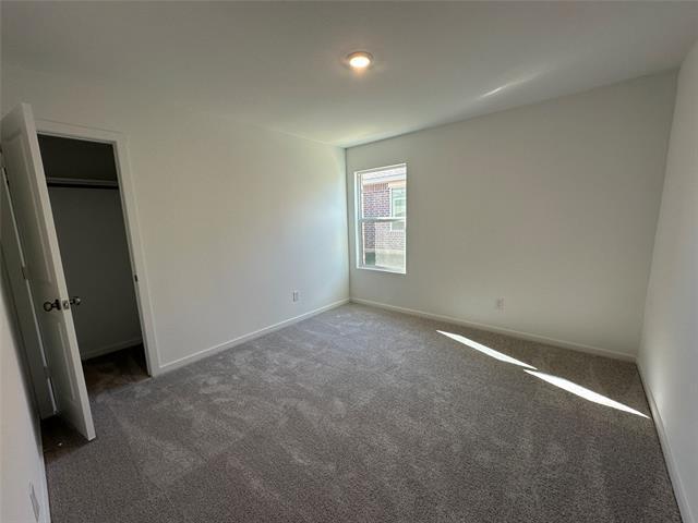 Building Photo - 744 Dressage Ln