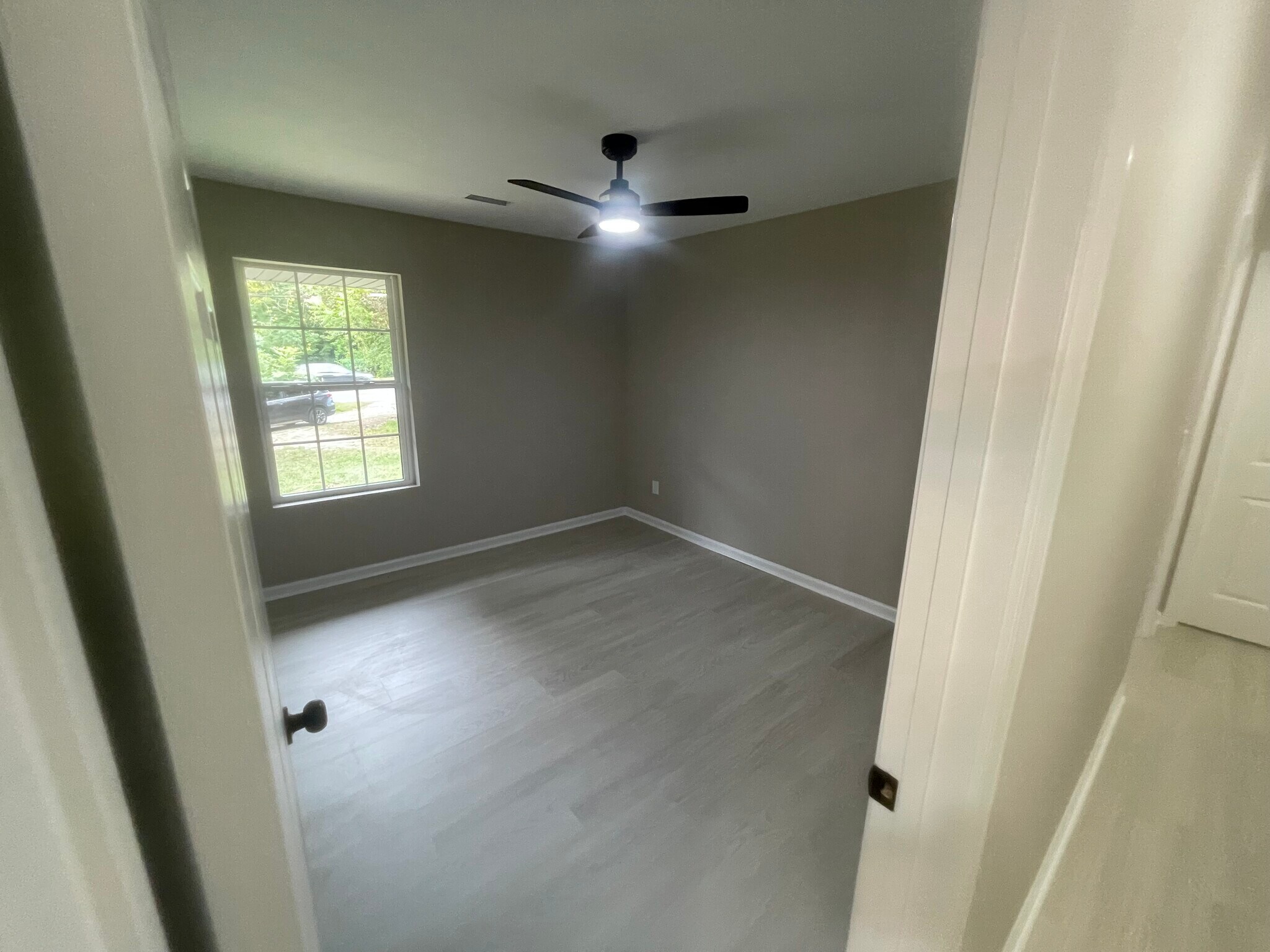 Building Photo - 7150 Duffie Dr
