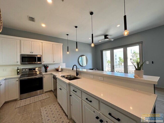 Building Photo - 2700 Gulf Blvd