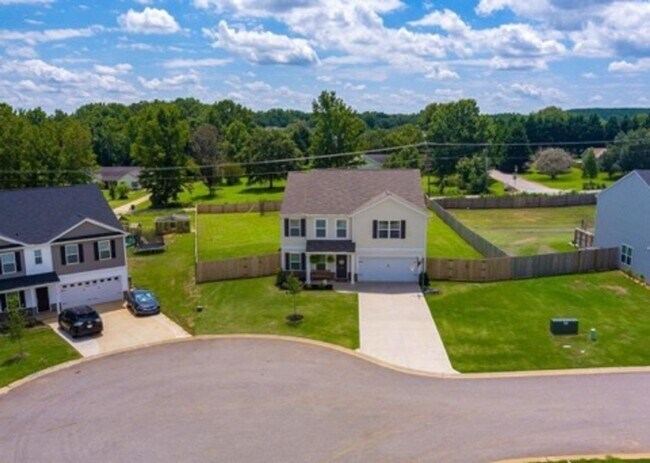 Building Photo - 7114 Luna Mae Ct