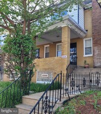 Building Photo - 6614 N Smedley St