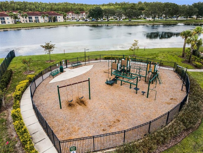 Building Photo - 15691 Willow Arbor Cir