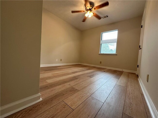 Building Photo - 2697 Shetland Ln