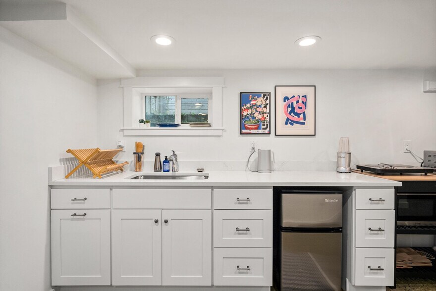 Building Photo - 957 NW 64th St