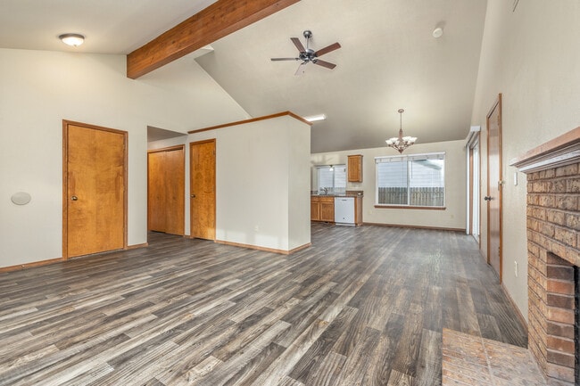 Building Photo - 5828 W Filly St