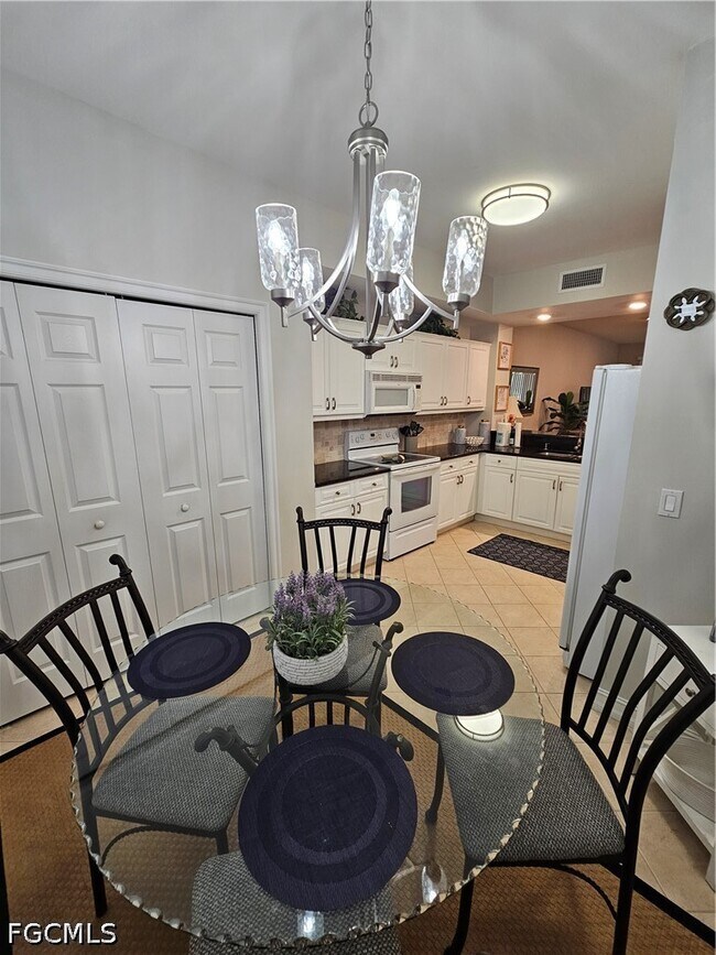 Building Photo - 10530 Amiata Way