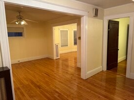 Building Photo - 158 Hillside Rd