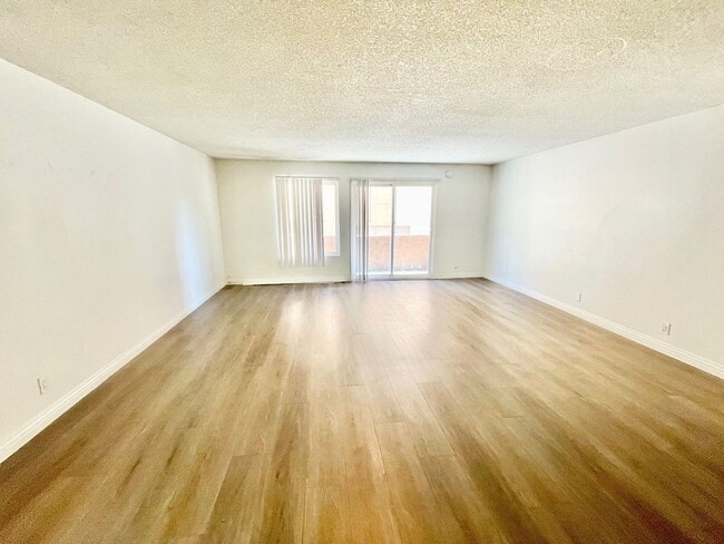 Interior Photo - Centinela Luxury Investments Group LLC