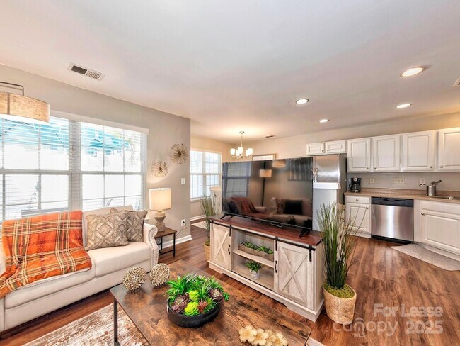 Building Photo - 11316 Morgan Valley Ln