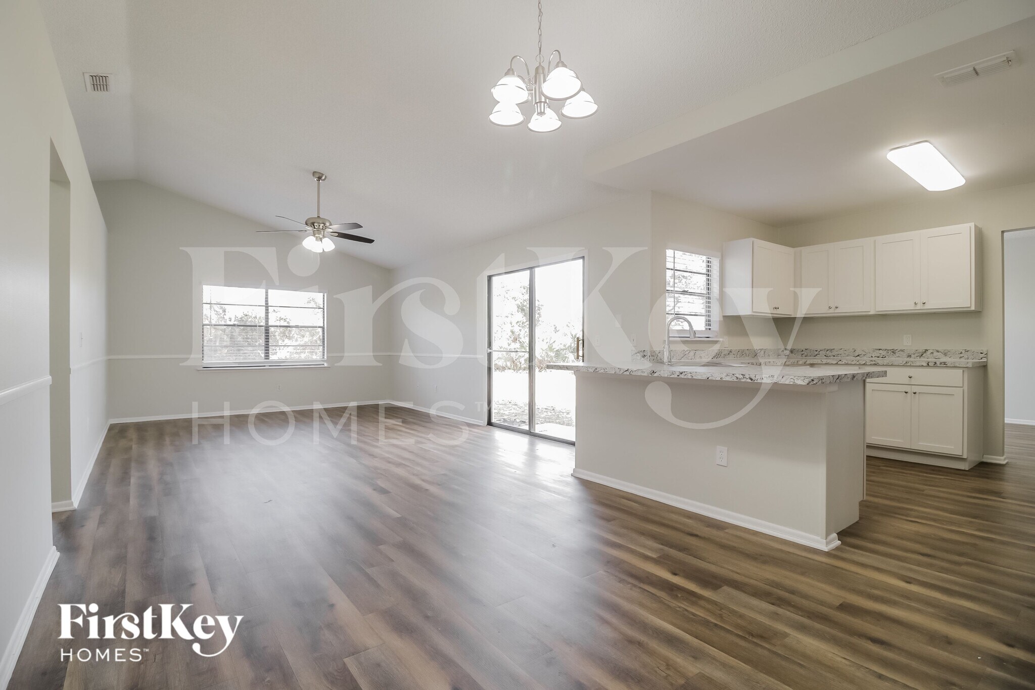 Building Photo - 2416 Lackland Dr