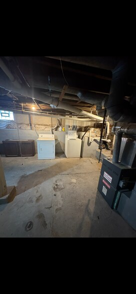 Building Photo - 132 Reed Ave