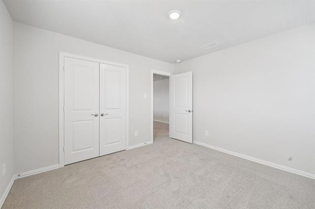 Building Photo - 717 Leavenworth Dr