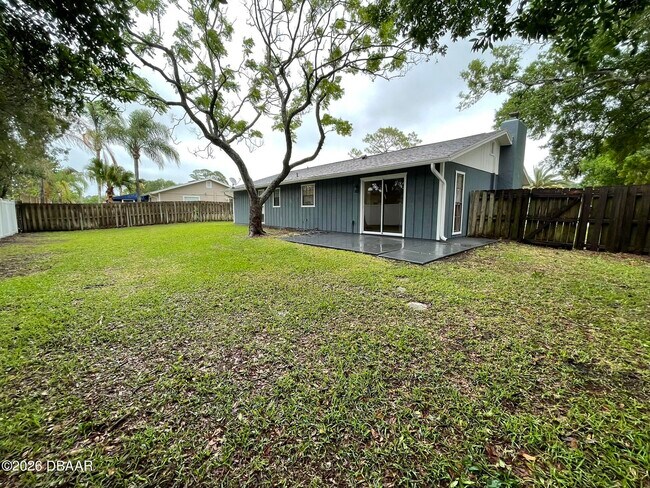 Building Photo - 90 Hickory Hills Cir