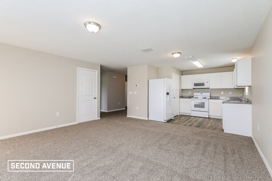 Building Photo - 2155 Rock Dr
