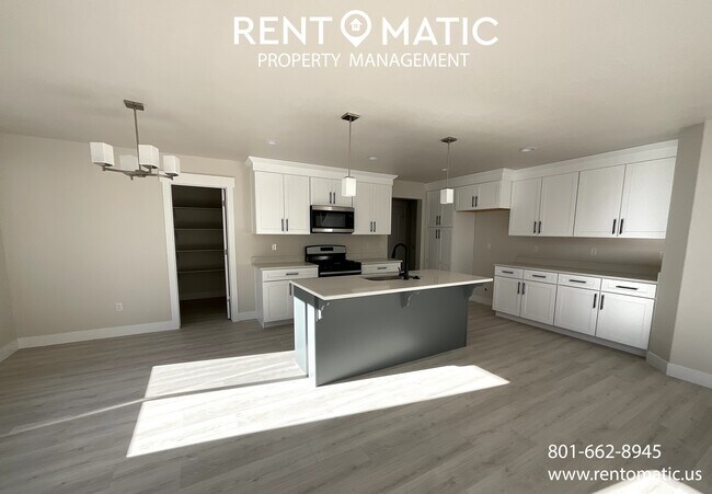 Building Photo - 12352 S Boggs Way