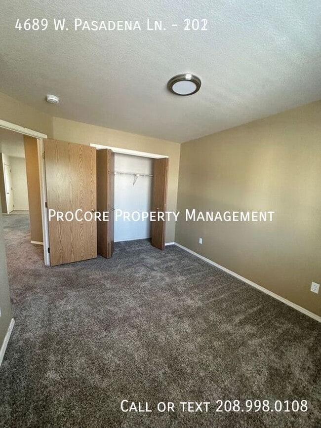 Building Photo - 2 Bedrooms, 2 Baths Ground Floor Unit in D...