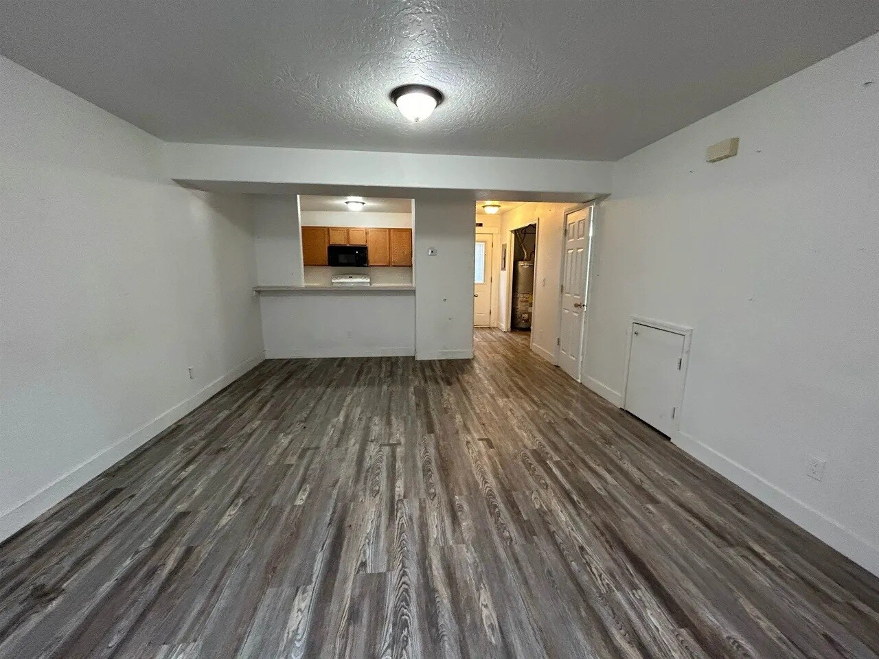 Building Photo - 1100 W Quinn Rd