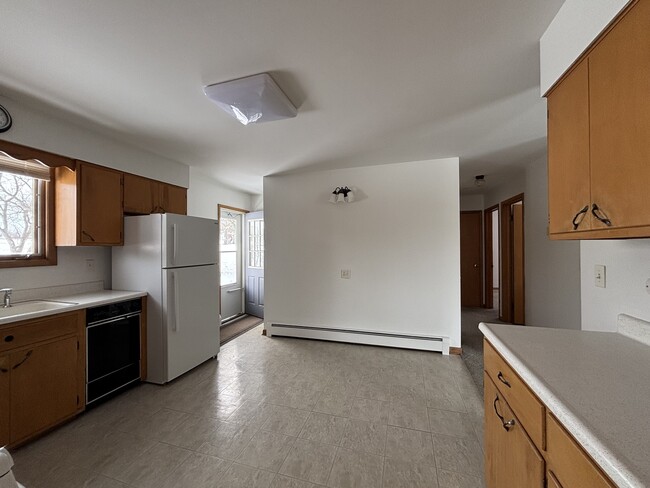 Building Photo - 2208 Stieg Rd