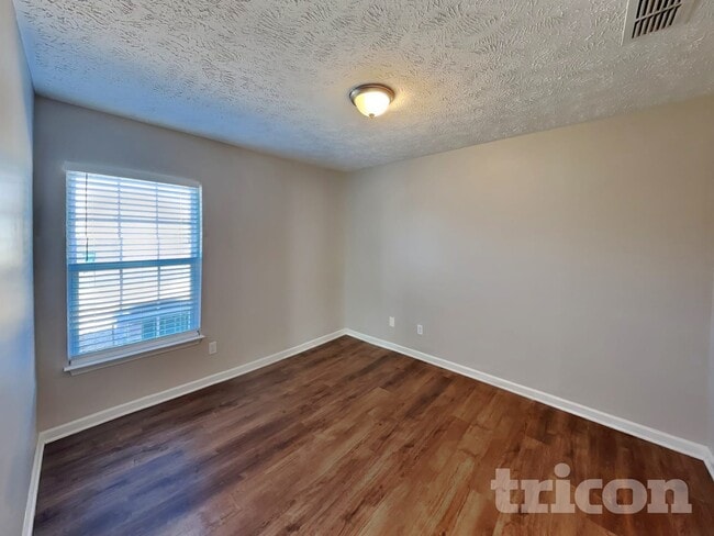 Building Photo - 4049 Sequoia Trail