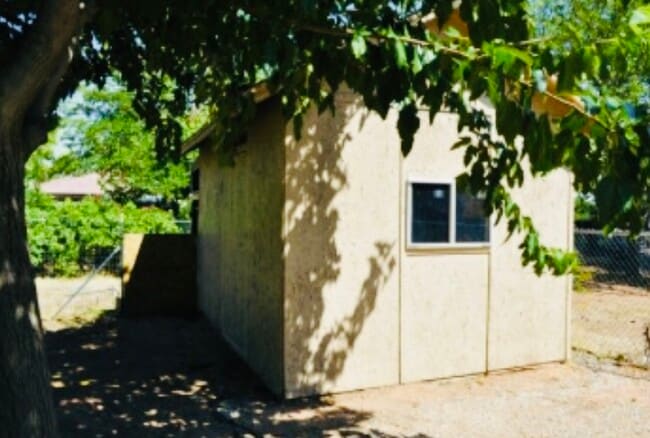 Building Photo - 352 Saguaro Drive