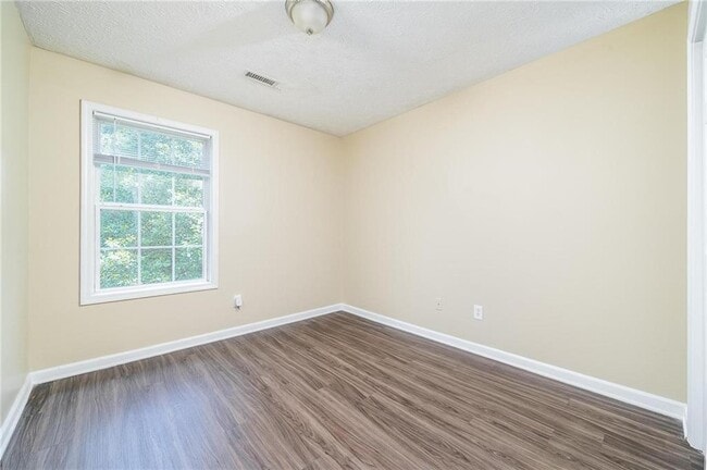 Building Photo - 935 Hickory Bend Rd