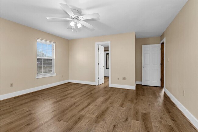 Building Photo - 7581 Cr333