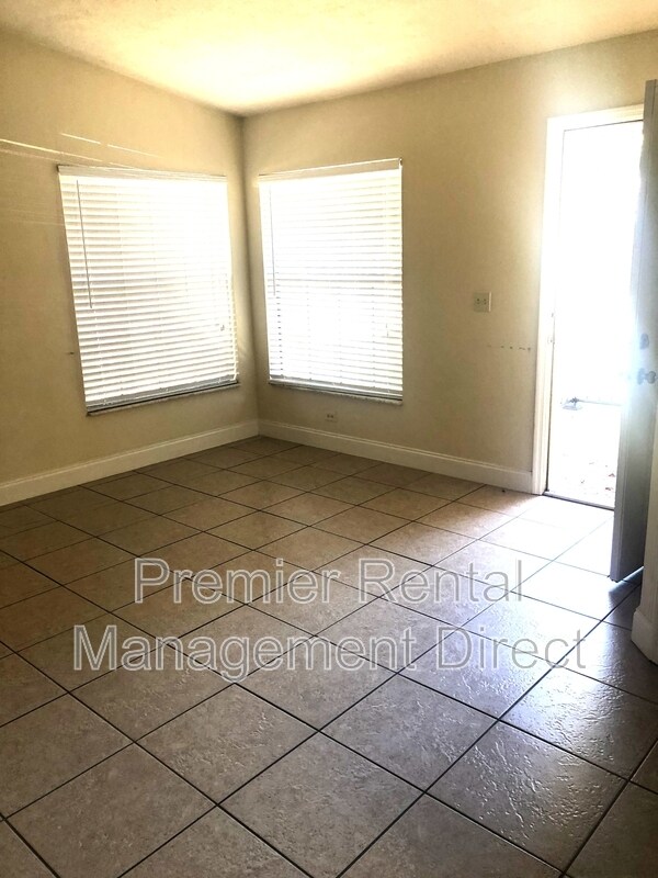 Primary Photo - 1306 Shady Terrace