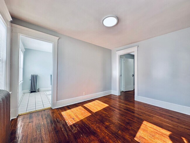 Building Photo - 62-64 Sheldon Terrace