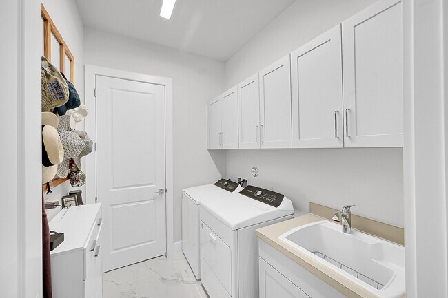 Building Photo - 12597 Nautilus Cir