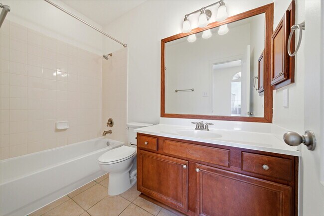 Building Photo - 23019 Spellbrook Bend Ln