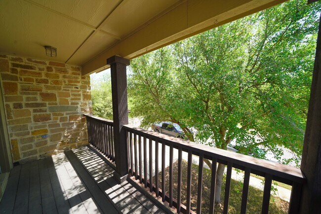Building Photo - Great 4 Bedroom Home Now Available in Cibo...