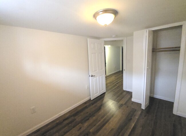 Building Photo - 46-48-48 Washington Pkwy