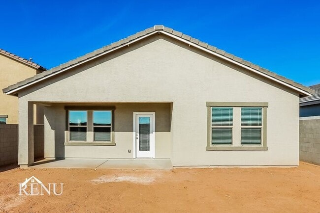 Building Photo - 35621 W San Capistrano Ave