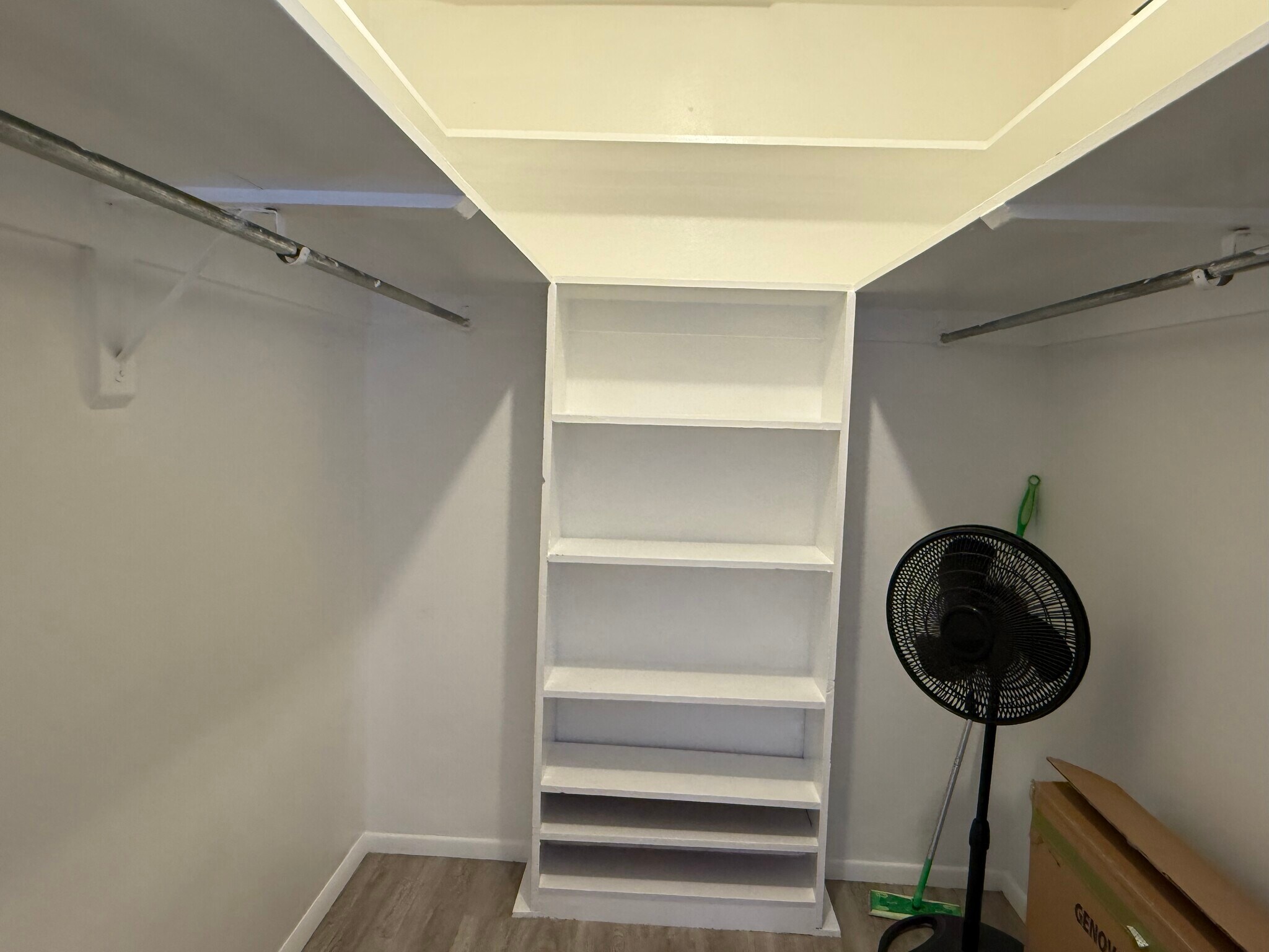 Walk in closet - 6266 1st Ave S