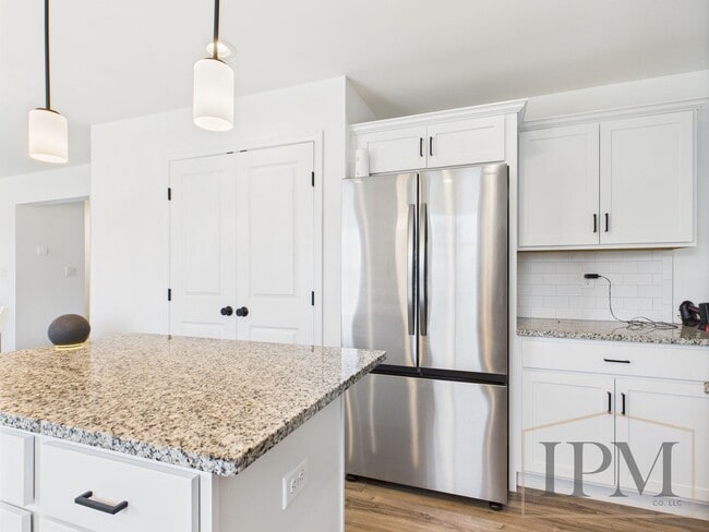 Building Photo - Coming Soon - Stunning 4 Bedroom, 2.5 Bath...