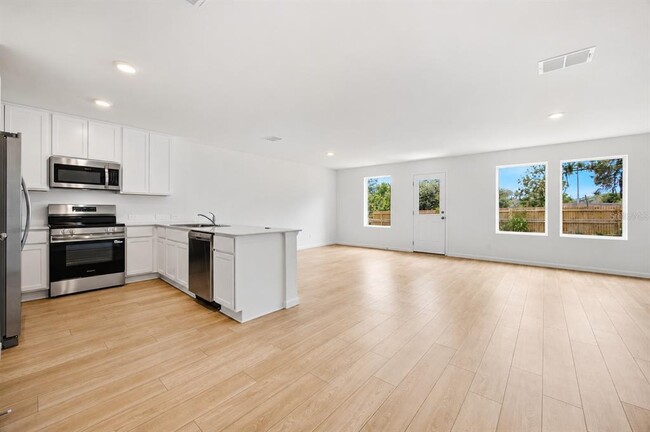 Building Photo - 3841 Amers Lp