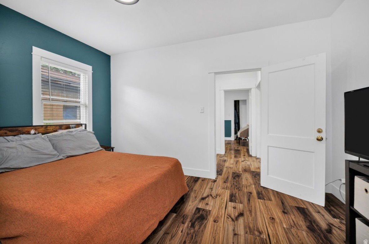 Building Photo - 2021 Gramercy Ave