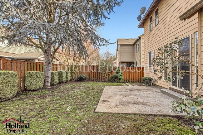 Building Photo - Stunning 3-Bedroom Home in Desirable Orenco Station Community!