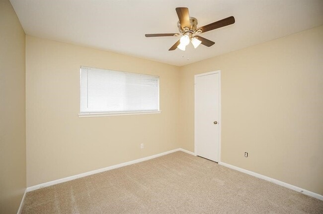 Building Photo - 13626 Woodchester Dr