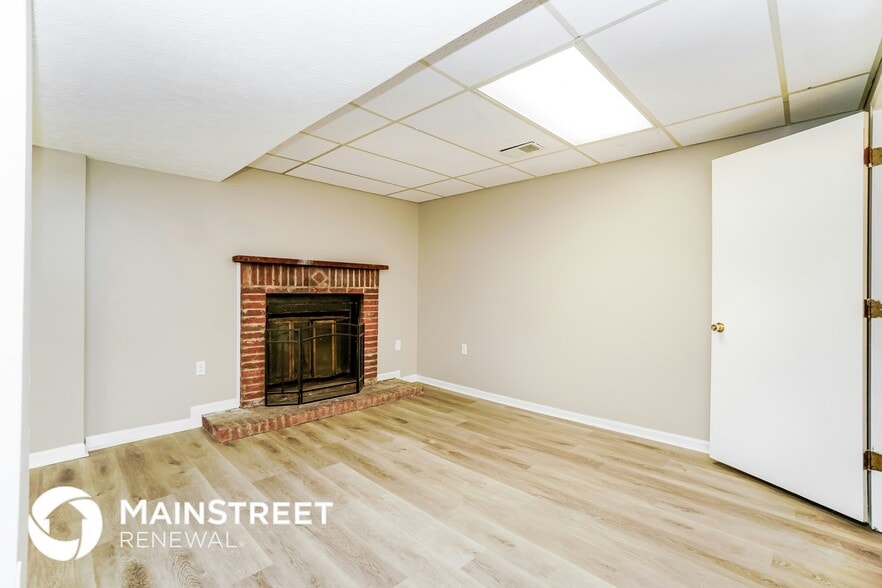 Building Photo - 2168 Jade St