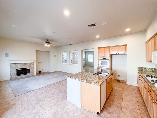 Building Photo - 1808 Spokane Rd