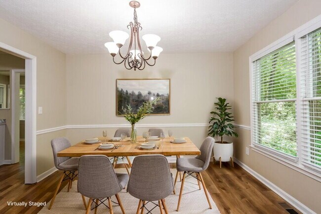 Building Photo - 2984 Leasa Ct