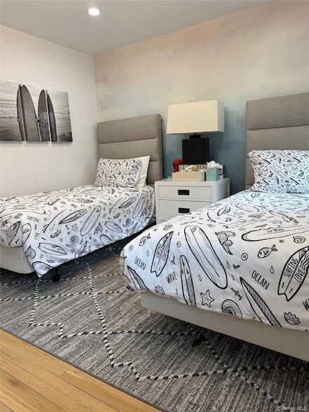 Building Photo - 3041 Mitchell Rd