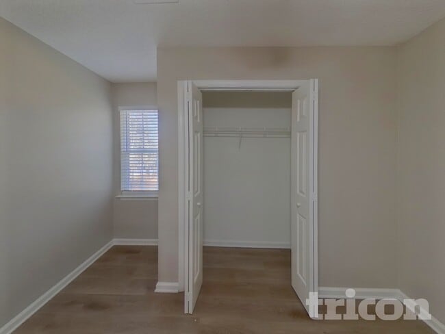 Building Photo - 2023 Westminster Ln