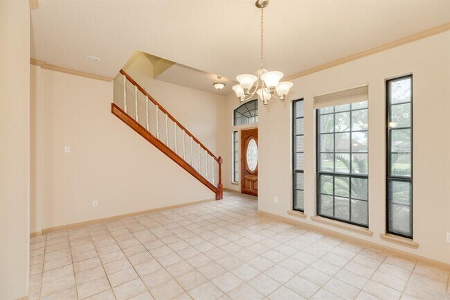 Building Photo - 112 Portulaca St