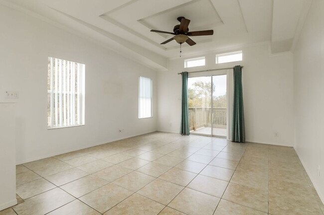 Building Photo - 7647 Navigator Ct