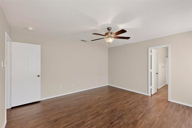 Building Photo - 9120 Sun Haven Way