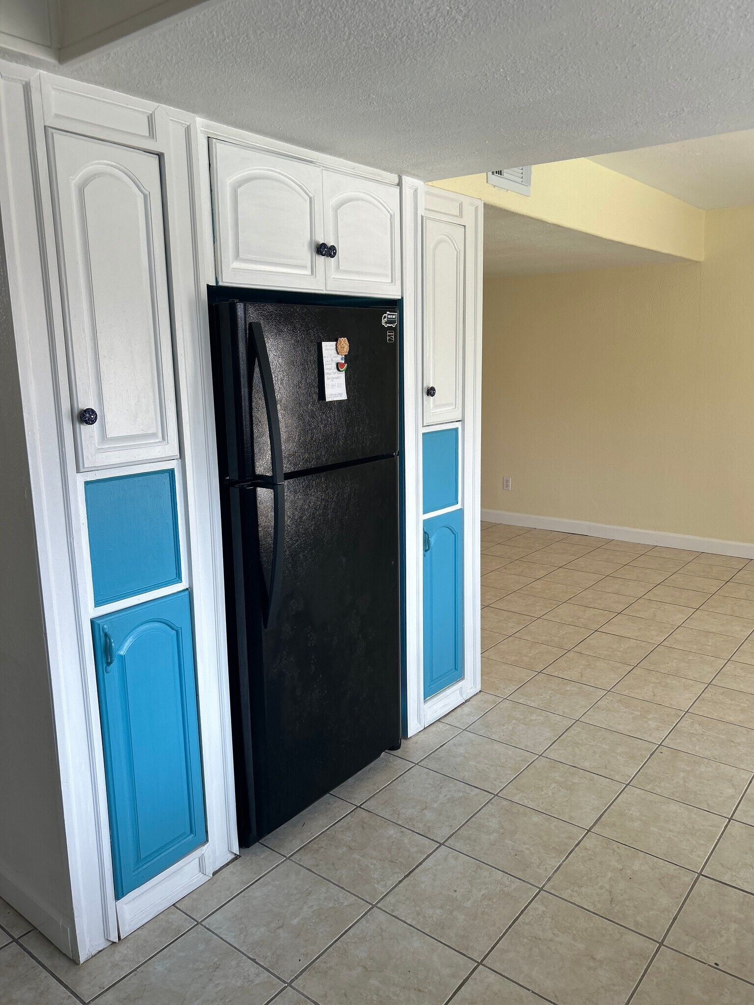 Building Photo - 10813 Sandpiper Dr